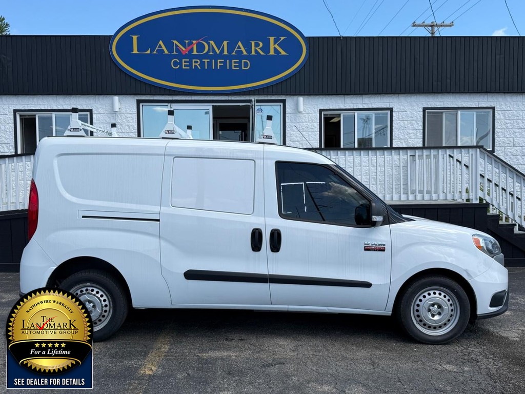 Ram ProMaster City Cargo Van Vehicle Full-screen Gallery Image 4