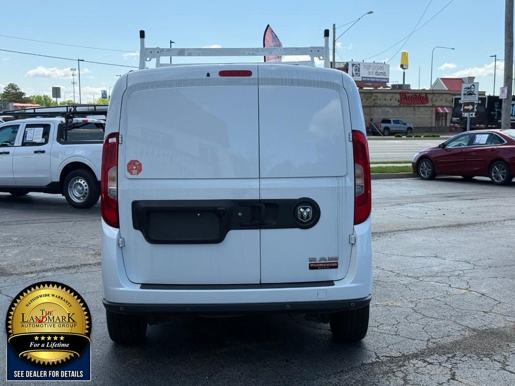 Ram ProMaster City Cargo Van Vehicle Full-screen Gallery Image 6