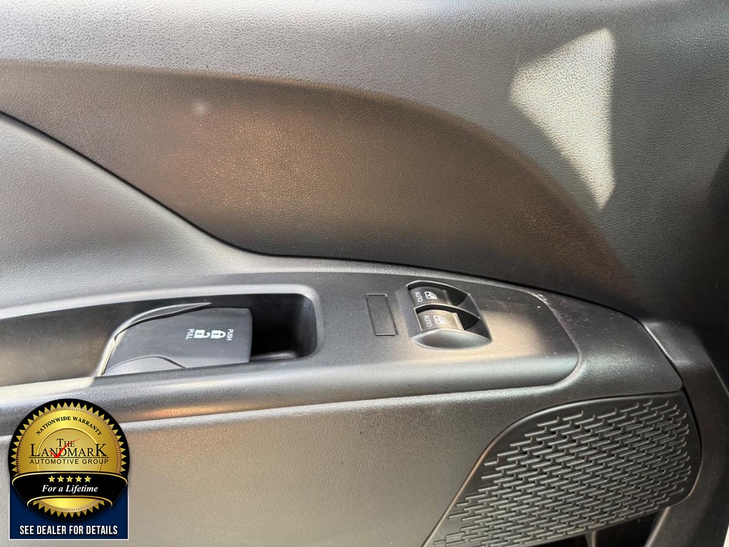 Ram ProMaster City Cargo Van Vehicle Full-screen Gallery Image 8