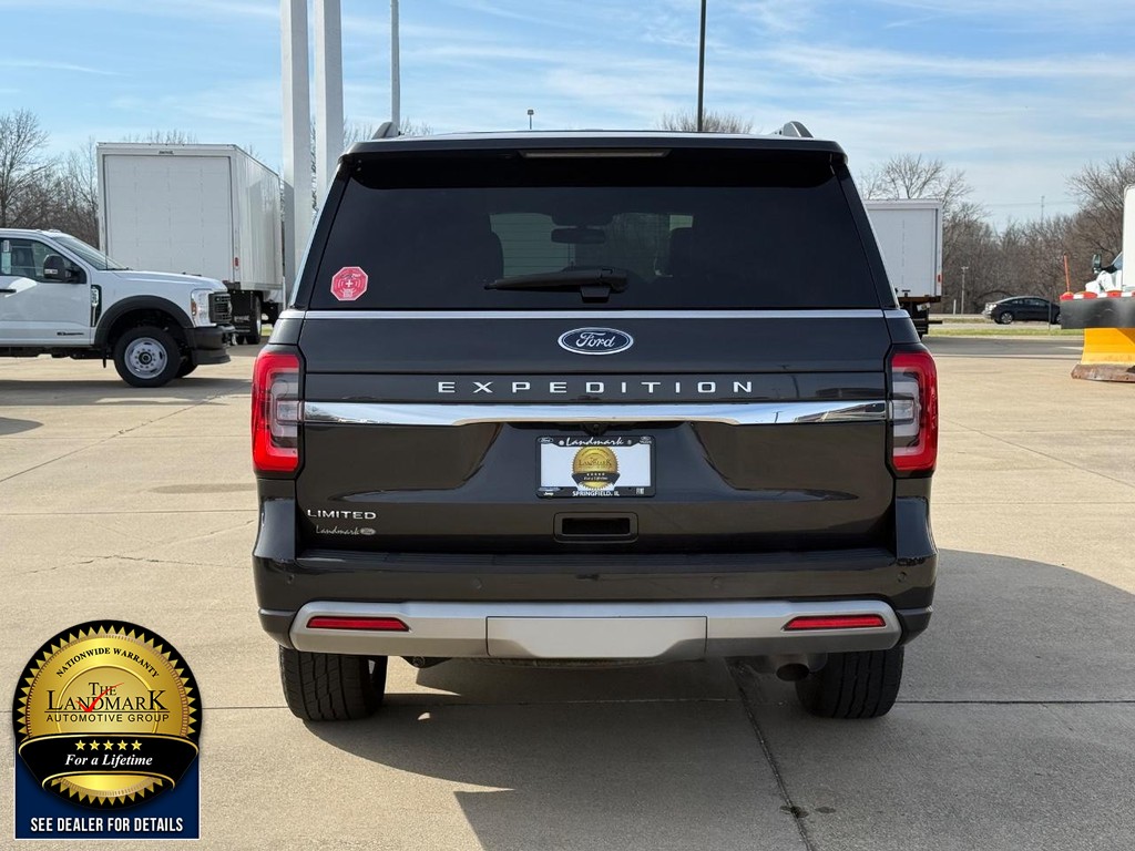 Ford Expedition Vehicle Full-screen Gallery Image 6