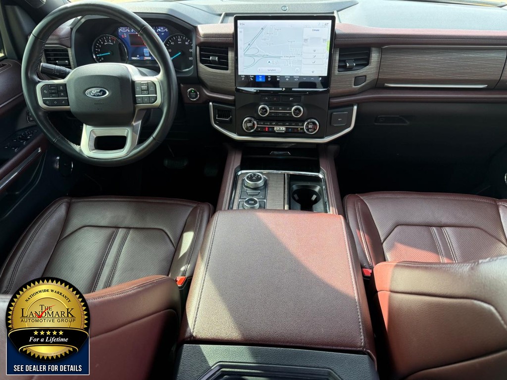 Ford Expedition Vehicle Full-screen Gallery Image 19