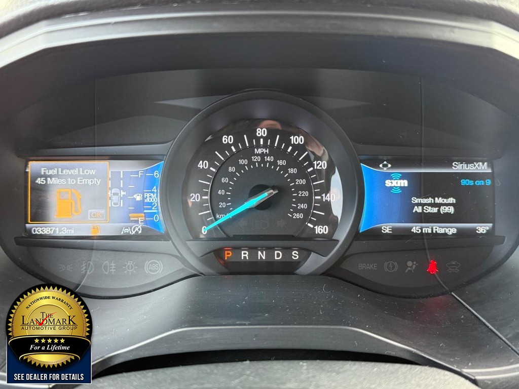 Ford Edge Vehicle Full-screen Gallery Image 12