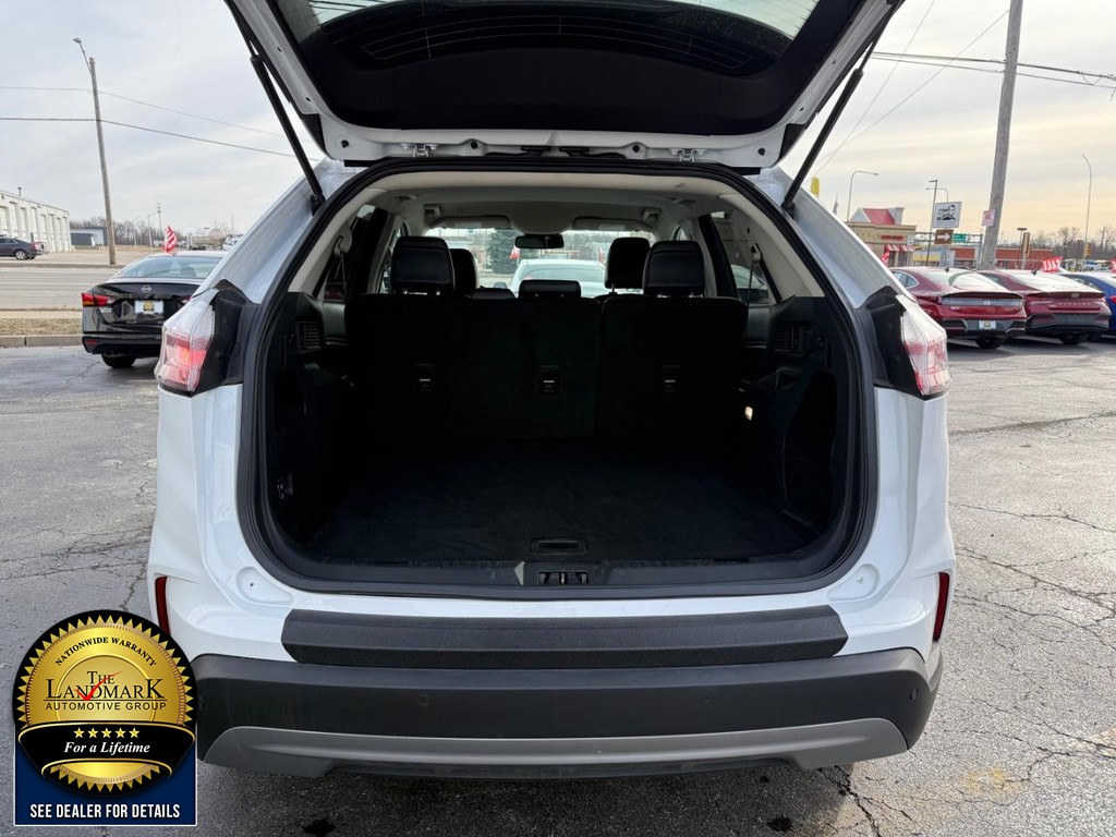 Ford Edge Vehicle Full-screen Gallery Image 20