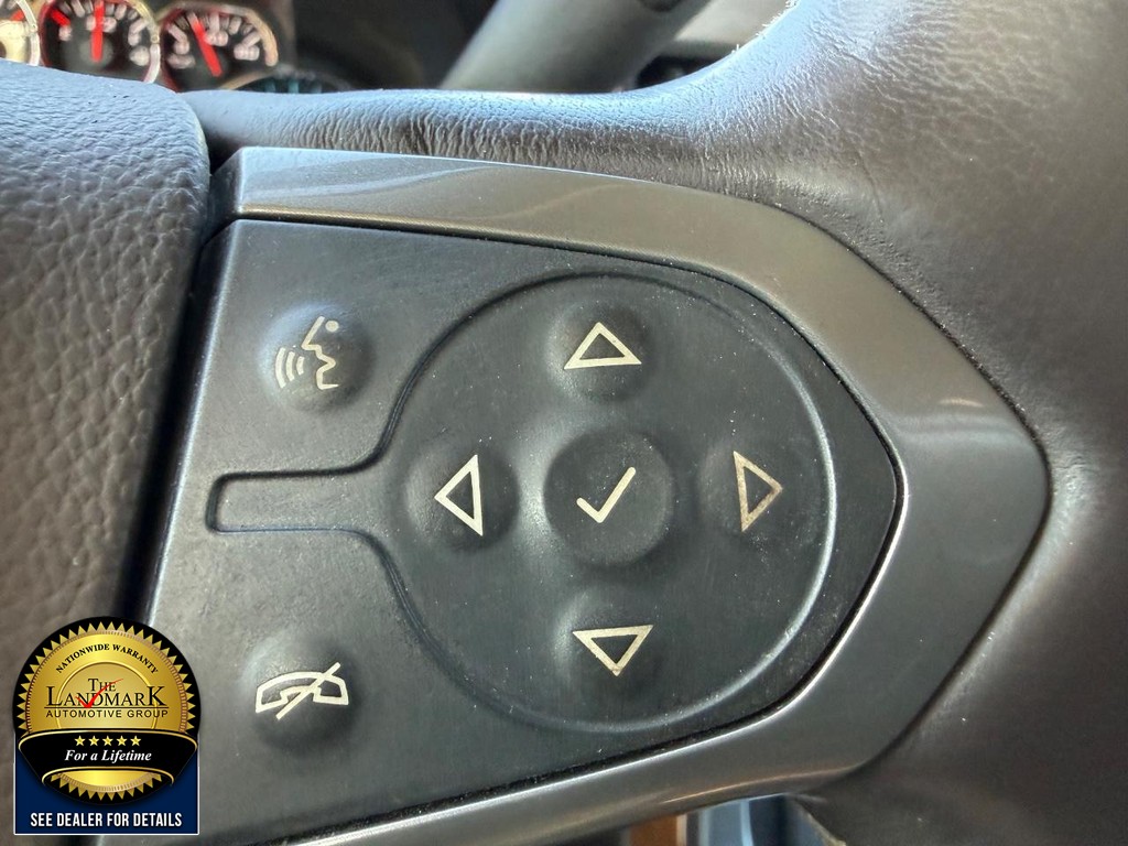 Chevrolet Silverado 1500 Vehicle Full-screen Gallery Image 11