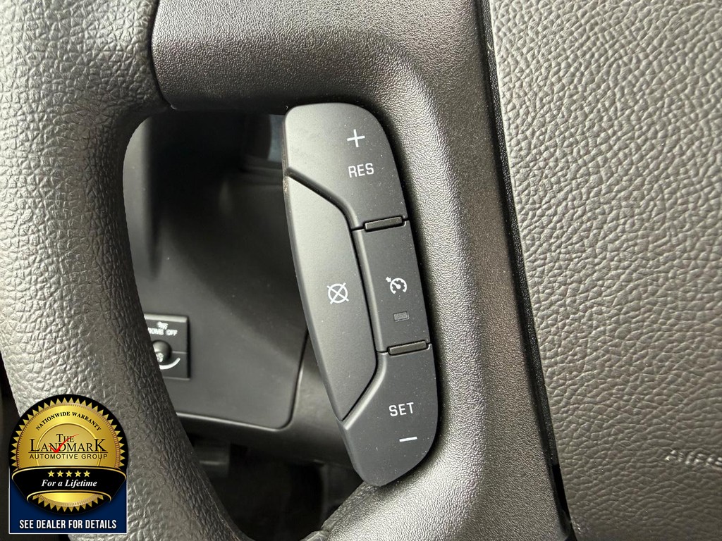 Chevrolet Express Cargo Van Vehicle Full-screen Gallery Image 10