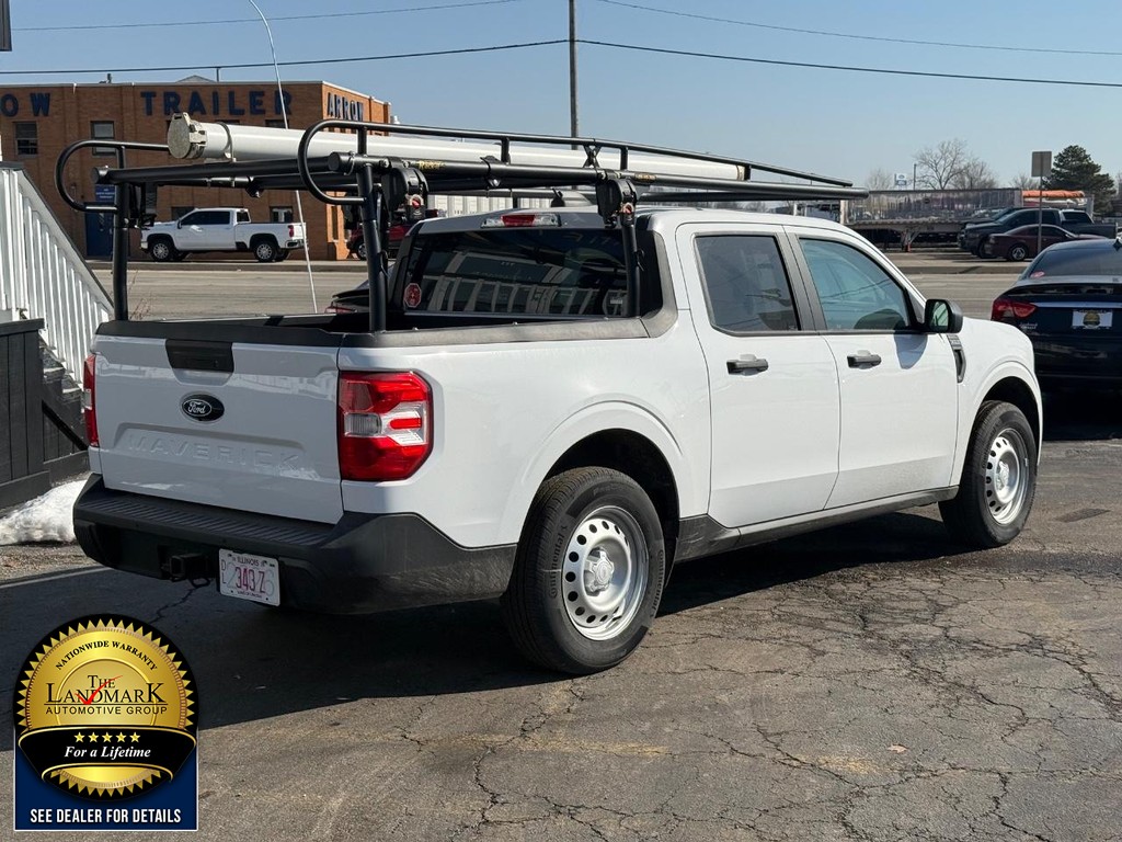 Ford Maverick Vehicle Full-screen Gallery Image 5