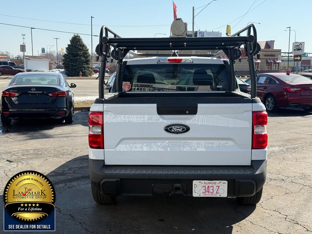 Ford Maverick Vehicle Full-screen Gallery Image 6