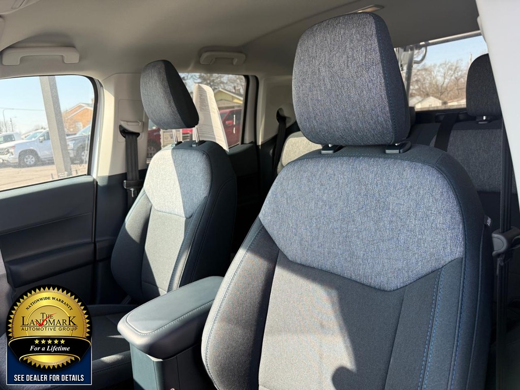 Ford Maverick Vehicle Full-screen Gallery Image 9