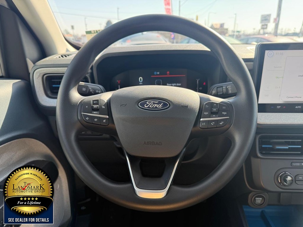 Ford Maverick Vehicle Full-screen Gallery Image 16