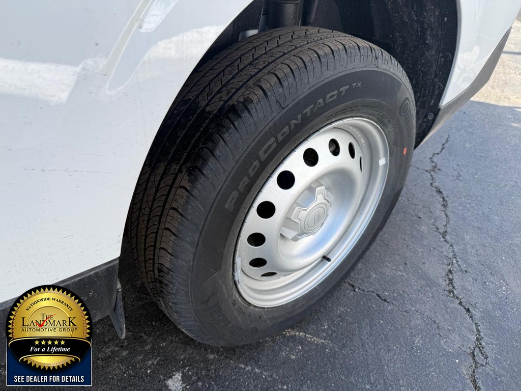 Ford Maverick Vehicle Full-screen Gallery Image 19