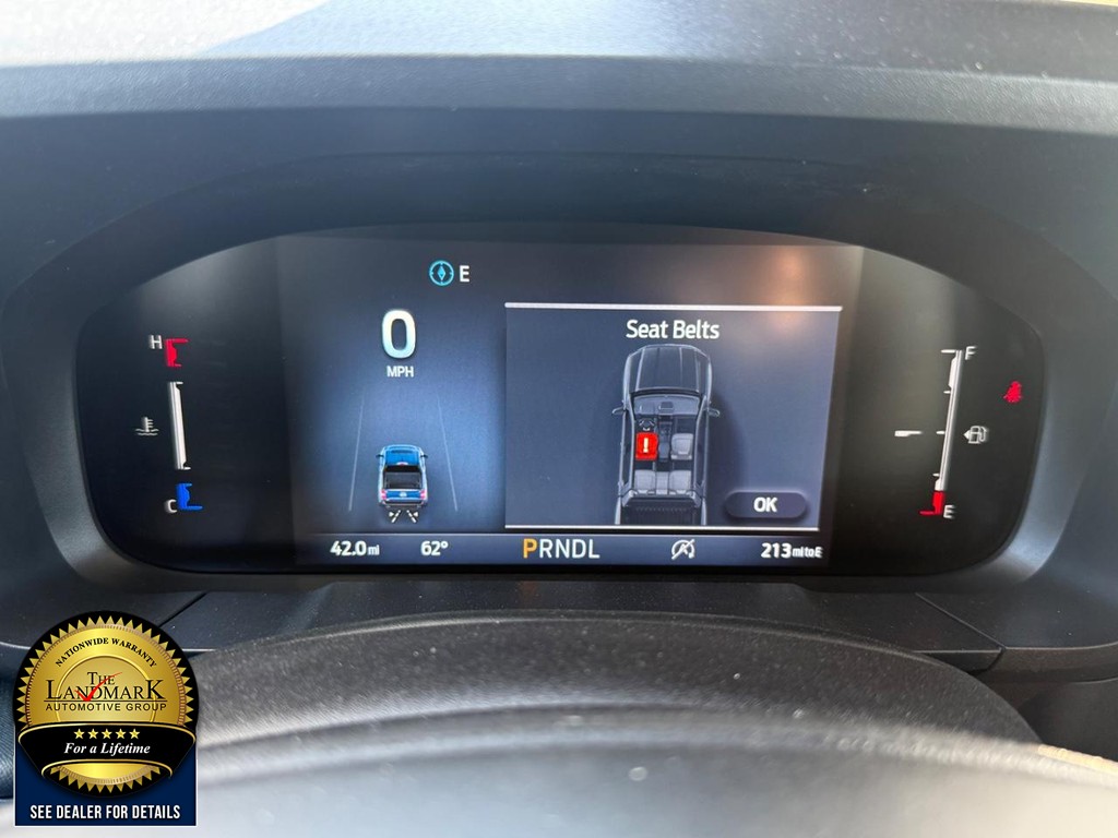 Ford Maverick Vehicle Full-screen Gallery Image 12