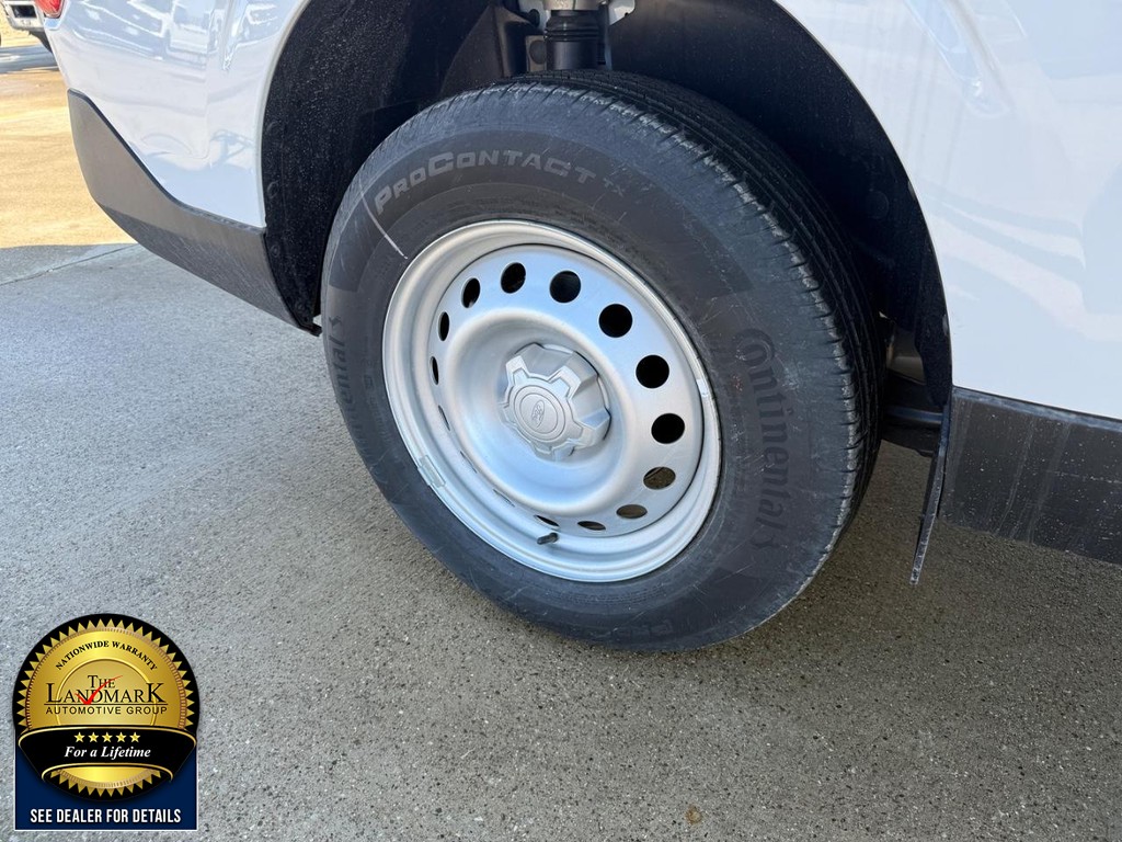 Ford Maverick Vehicle Full-screen Gallery Image 19