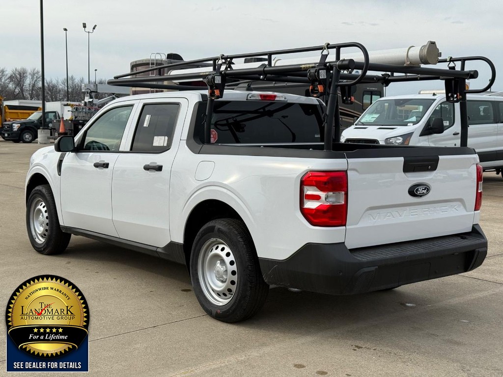 Ford Maverick Vehicle Full-screen Gallery Image 7