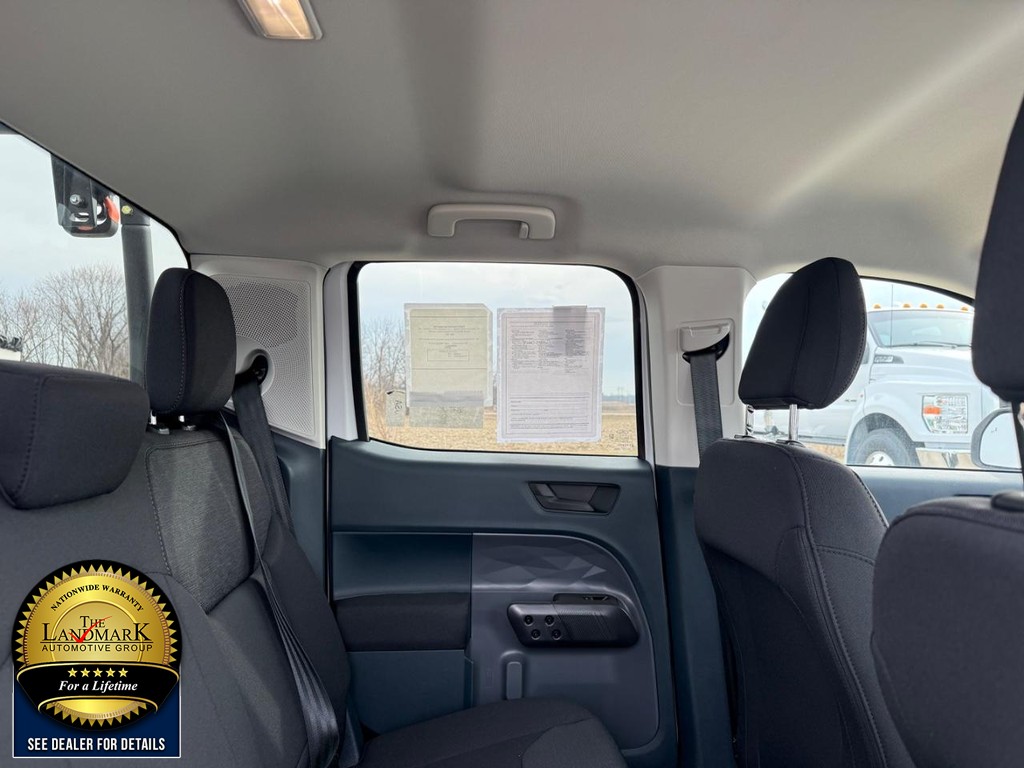 Ford Maverick Vehicle Full-screen Gallery Image 14