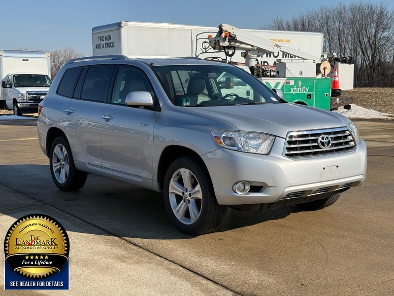 Toyota Highlander Vehicle Full-screen Gallery Image 3