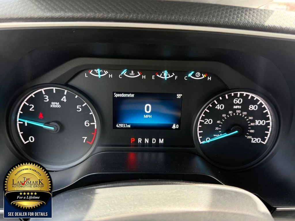 Ford F-150 Vehicle Full-screen Gallery Image 12