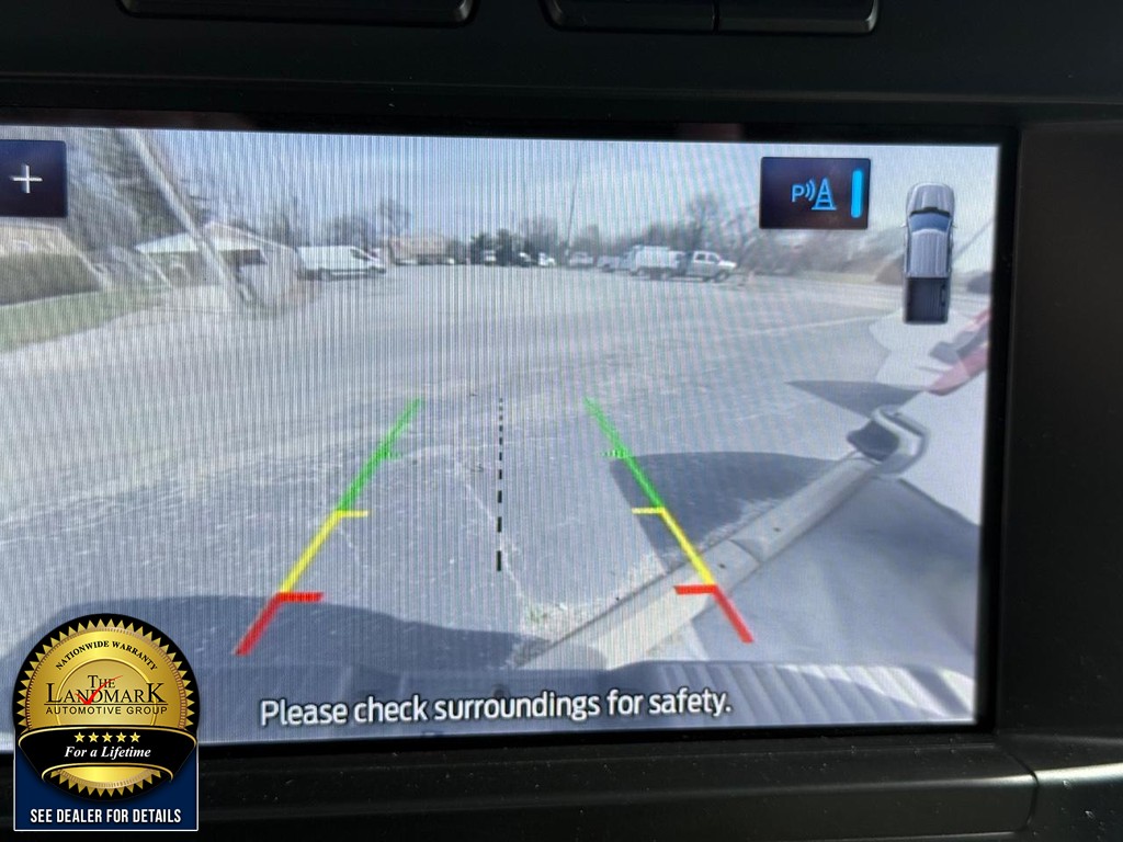 Ford F-150 Vehicle Full-screen Gallery Image 13