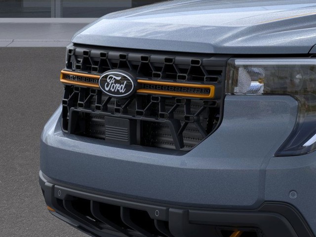 Ford Maverick Vehicle Full-screen Gallery Image 18