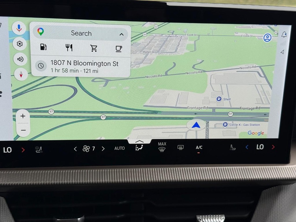 Ford Explorer Vehicle Full-screen Gallery Image 15