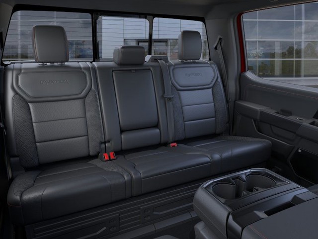 Ford F-150 Vehicle Full-screen Gallery Image 11