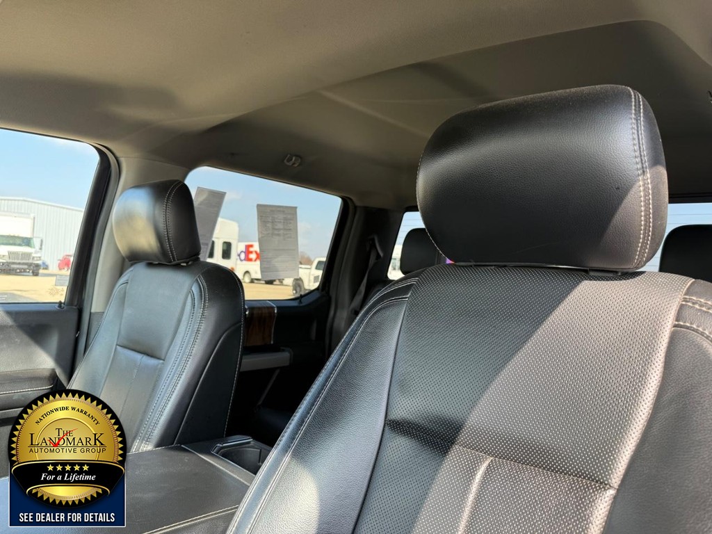 Ford F-150 Vehicle Full-screen Gallery Image 9