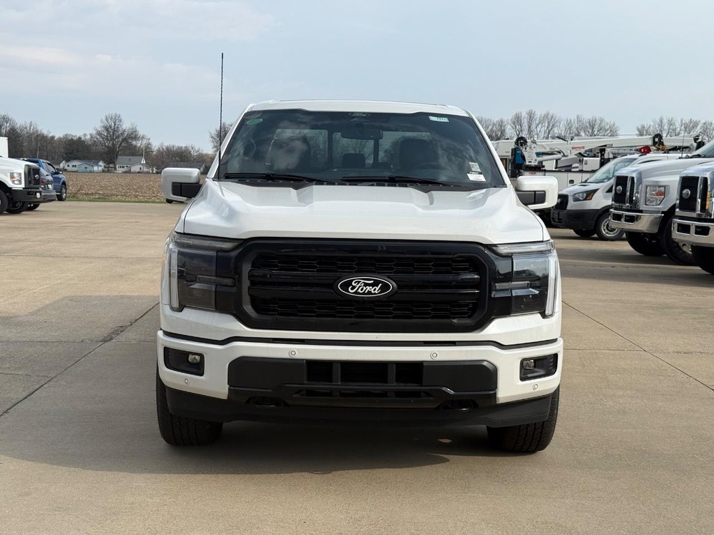 Ford F-150 Vehicle Full-screen Gallery Image 2