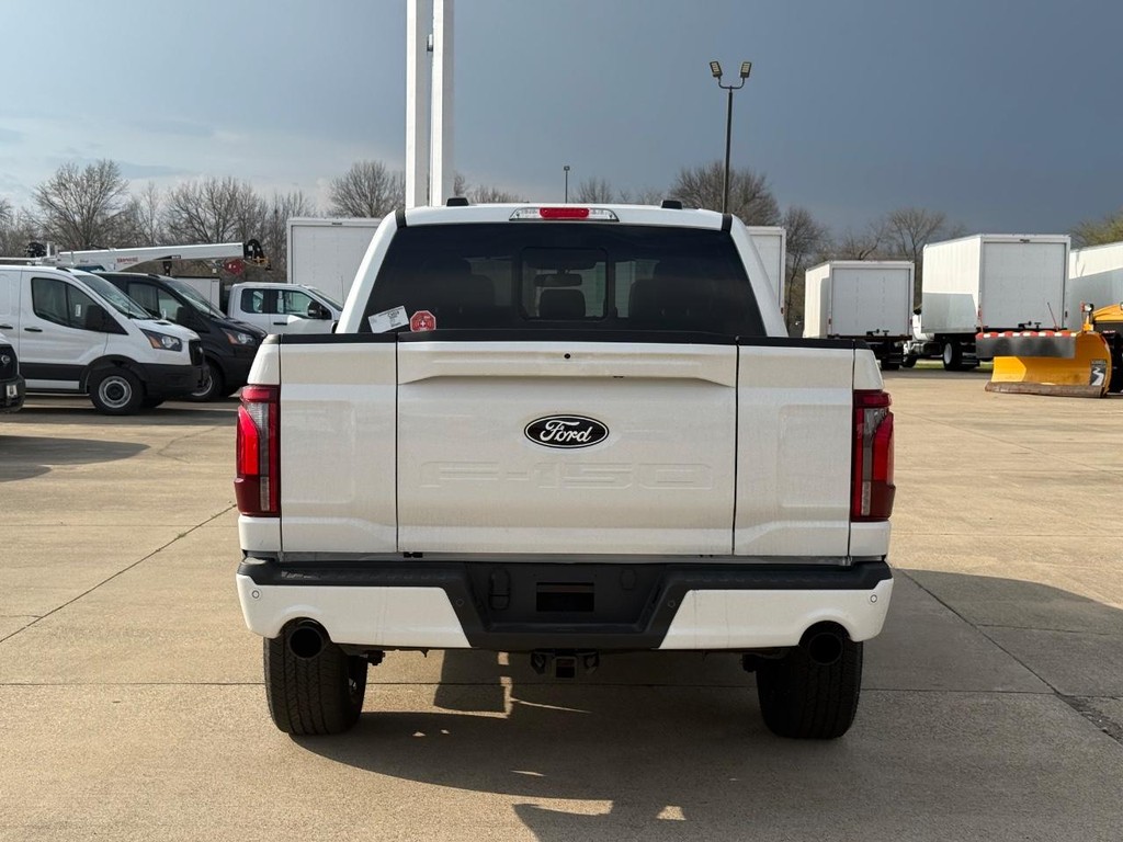 Ford F-150 Vehicle Full-screen Gallery Image 6
