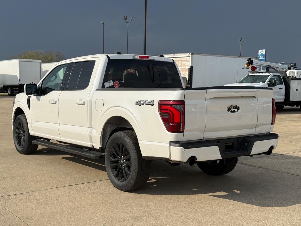 Ford F-150 Vehicle Full-screen Gallery Image 7