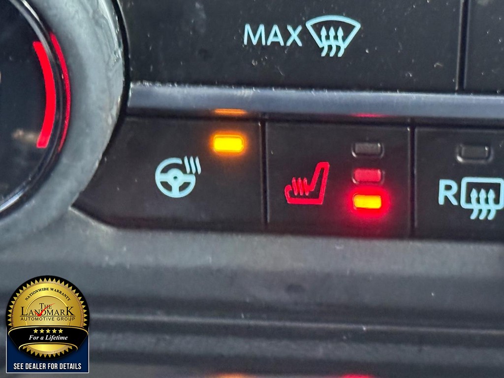 Ford Bronco Vehicle Full-screen Gallery Image 14