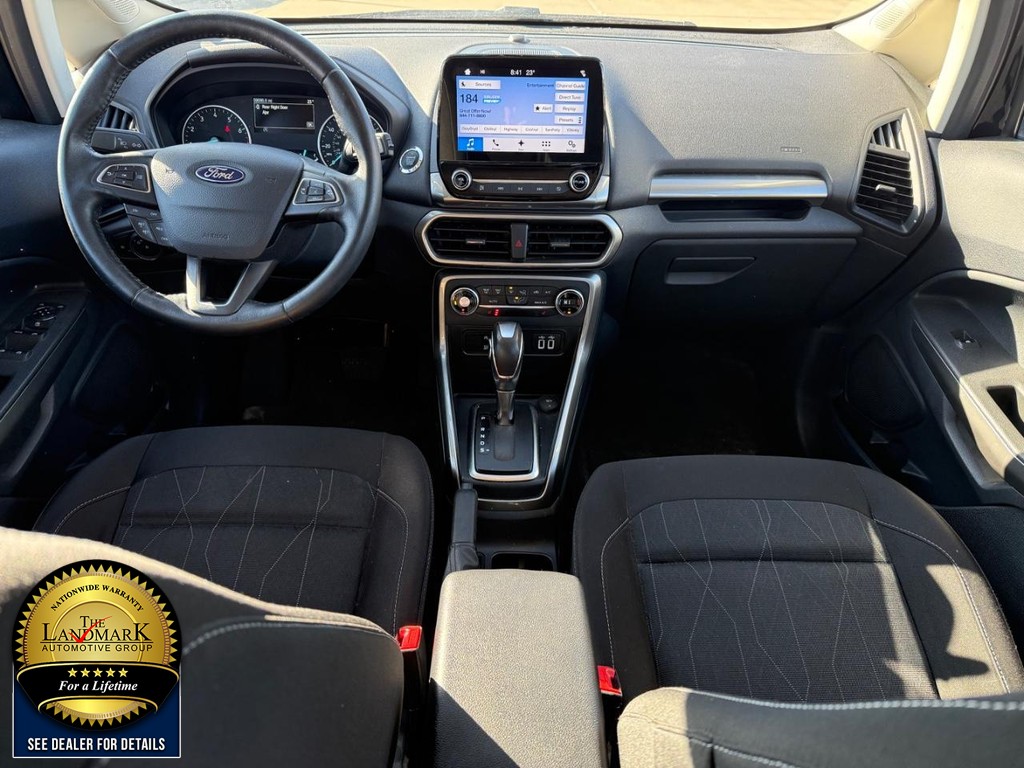 Ford EcoSport Vehicle Full-screen Gallery Image 17