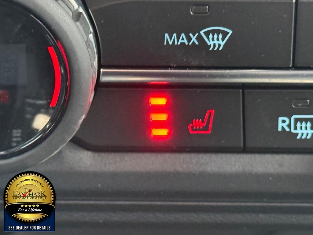 Ford Bronco Vehicle Full-screen Gallery Image 14