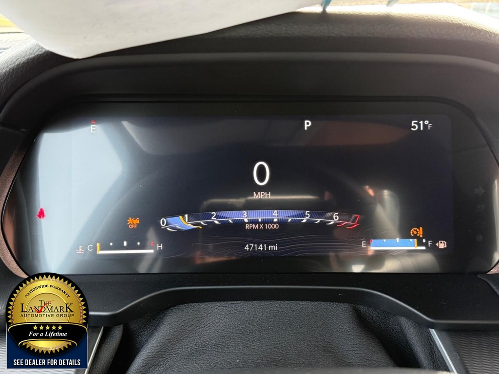 Jeep Grand Cherokee Vehicle Full-screen Gallery Image 12