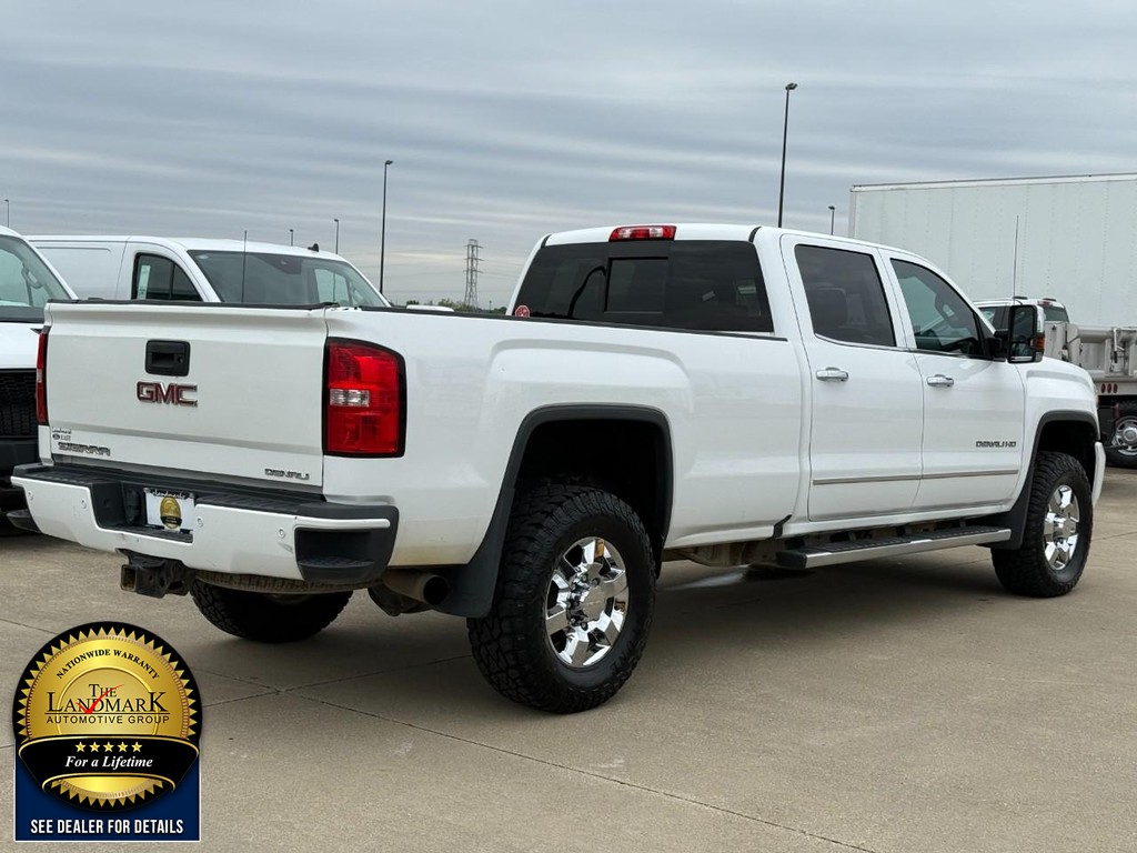 GMC Sierra 3500HD Vehicle Full-screen Gallery Image 5
