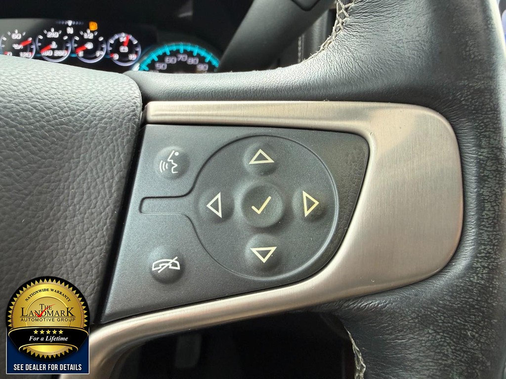 GMC Sierra 3500HD Vehicle Full-screen Gallery Image 11