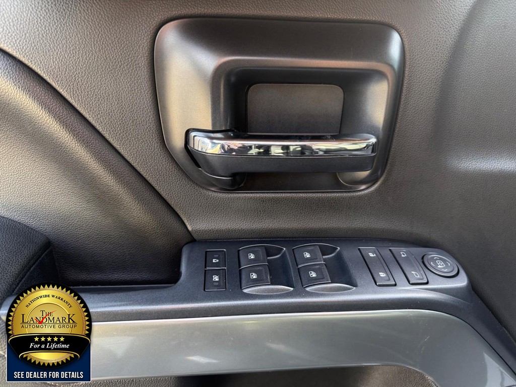 Chevrolet Silverado 1500 Vehicle Full-screen Gallery Image 8