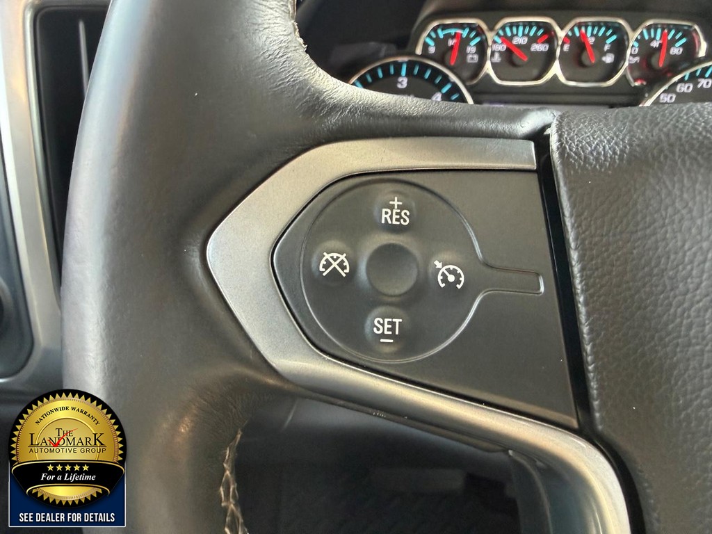 Chevrolet Silverado 1500 Vehicle Full-screen Gallery Image 10