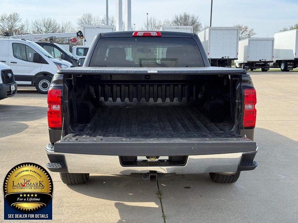 Chevrolet Silverado 1500 Vehicle Full-screen Gallery Image 17