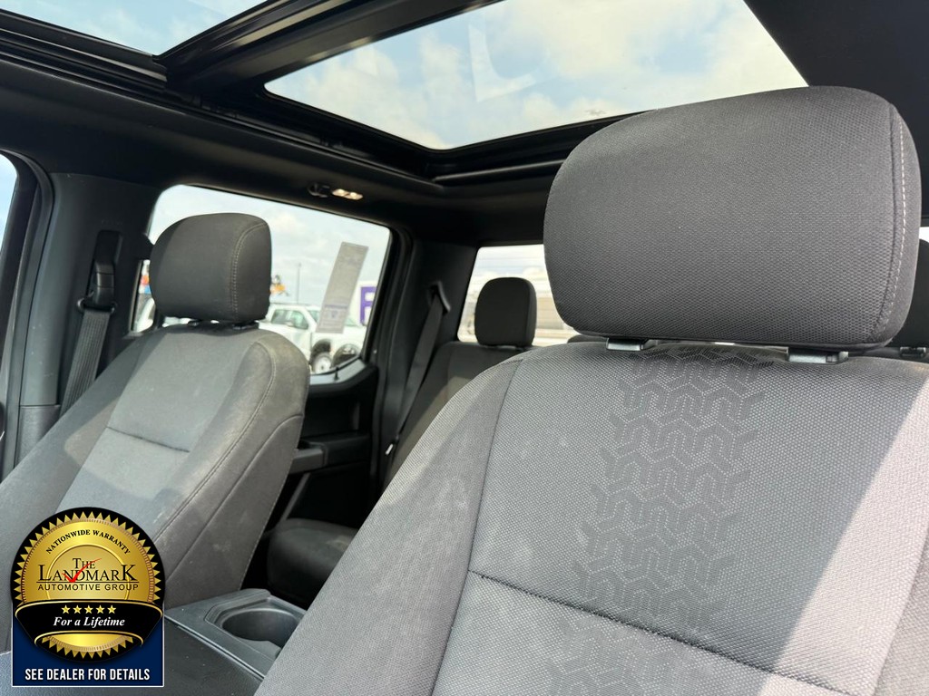 Ford F-150 Vehicle Full-screen Gallery Image 9