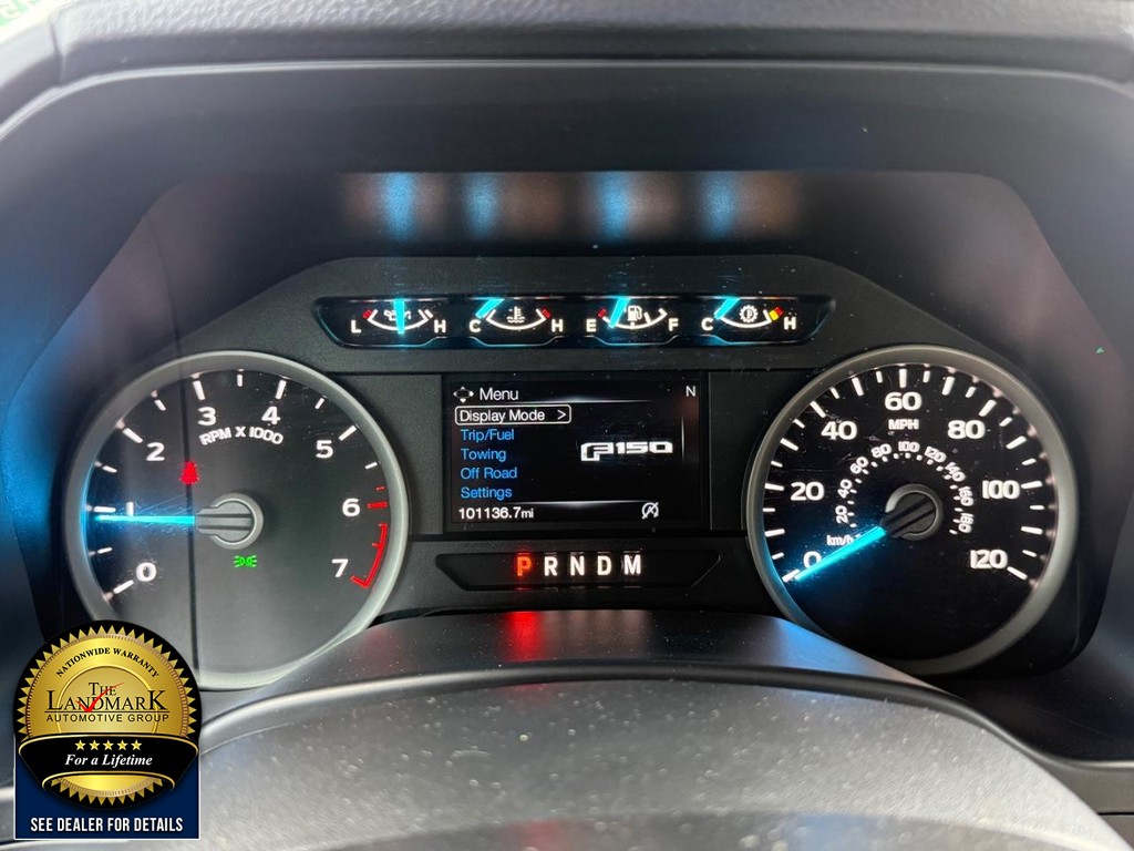 Ford F-150 Vehicle Full-screen Gallery Image 12