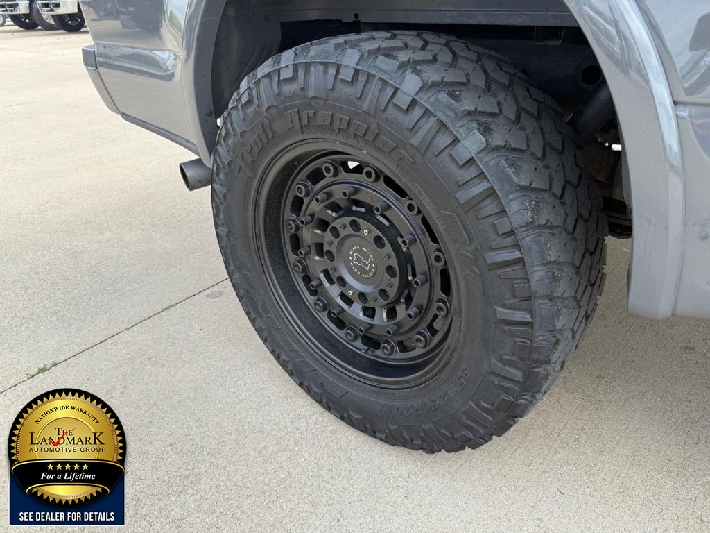 Ford F-150 Vehicle Full-screen Gallery Image 21