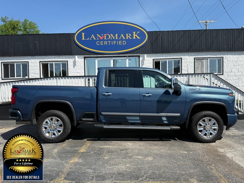 Chevrolet Silverado 3500HD Vehicle Full-screen Gallery Image 04