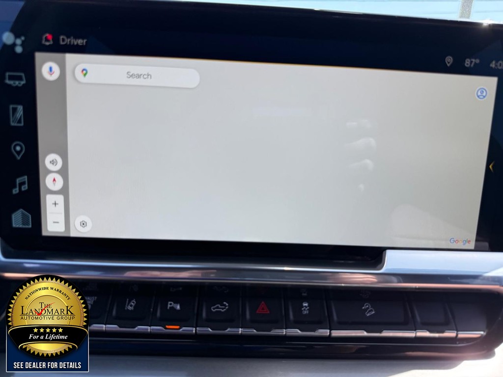 Chevrolet Silverado 3500HD Vehicle Full-screen Gallery Image 15