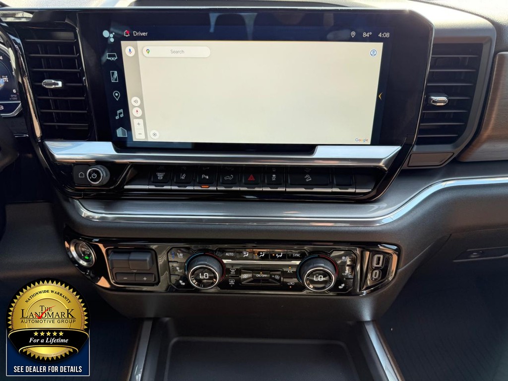 Chevrolet Silverado 3500HD Vehicle Full-screen Gallery Image 20