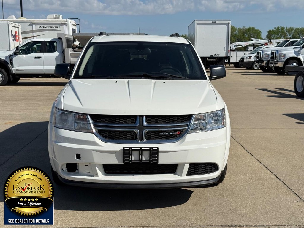 Dodge Journey Vehicle Full-screen Gallery Image 2