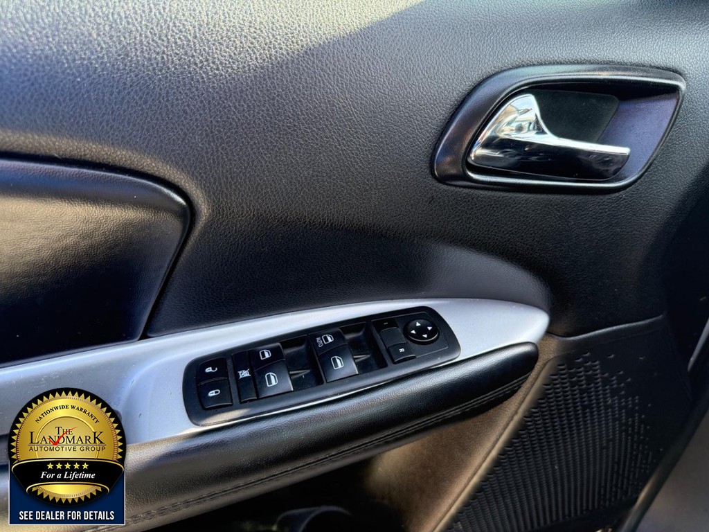 Dodge Journey Vehicle Full-screen Gallery Image 8