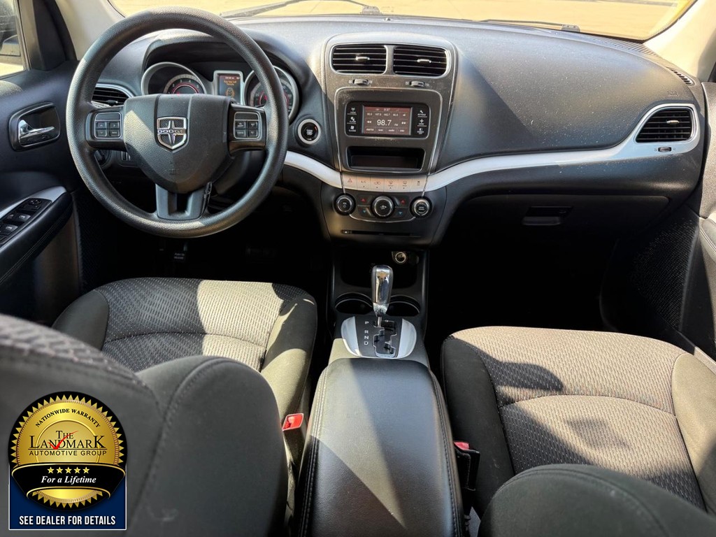 Dodge Journey Vehicle Full-screen Gallery Image 16