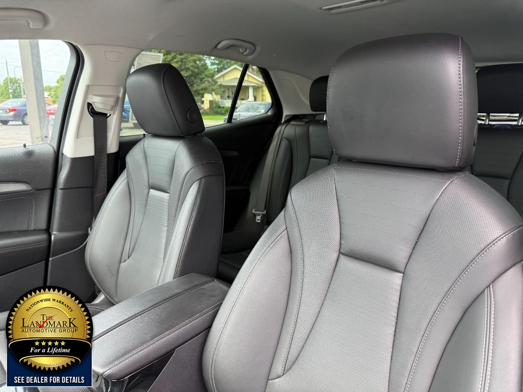Buick Envision Vehicle Full-screen Gallery Image 9