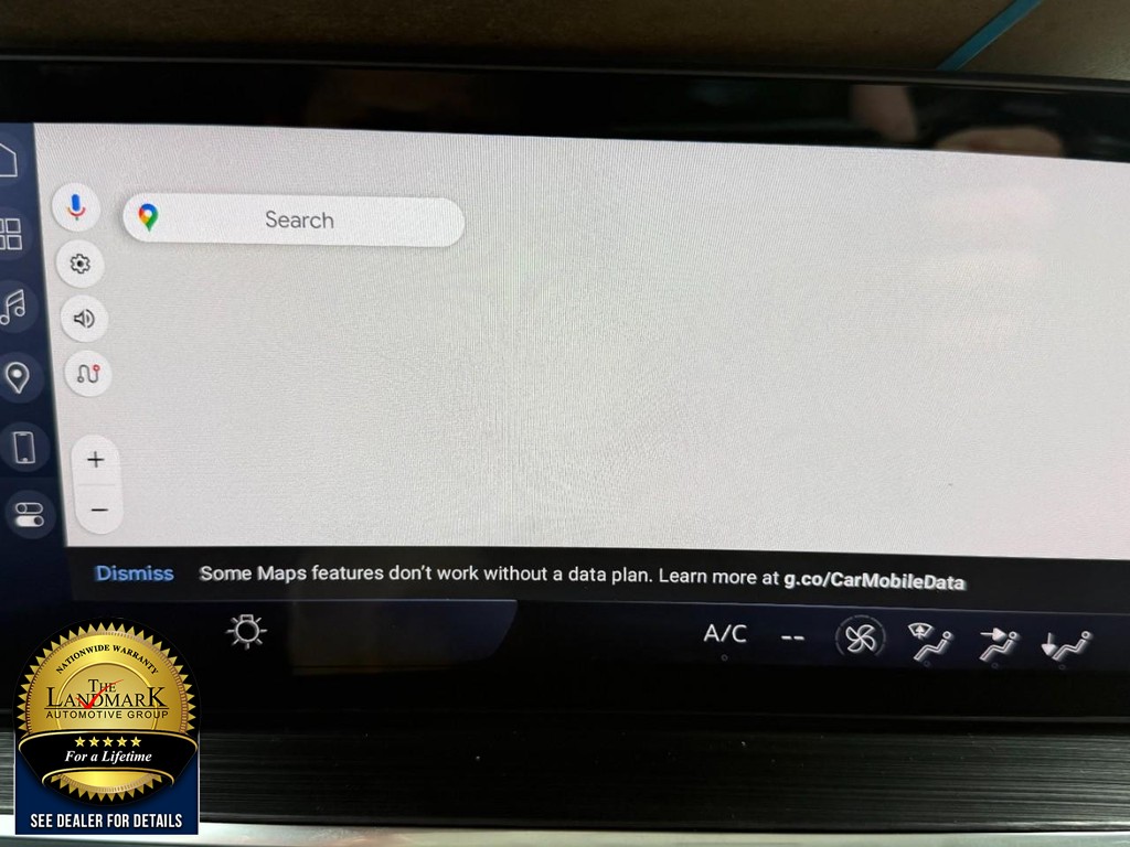 Buick Envision Vehicle Full-screen Gallery Image 14
