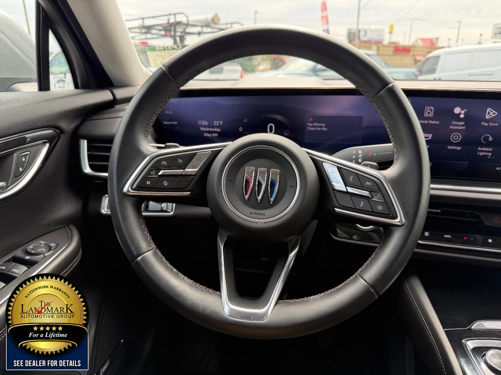 Buick Envision Vehicle Full-screen Gallery Image 17