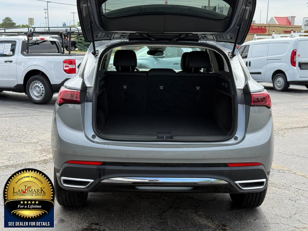 Buick Envision Vehicle Full-screen Gallery Image 19